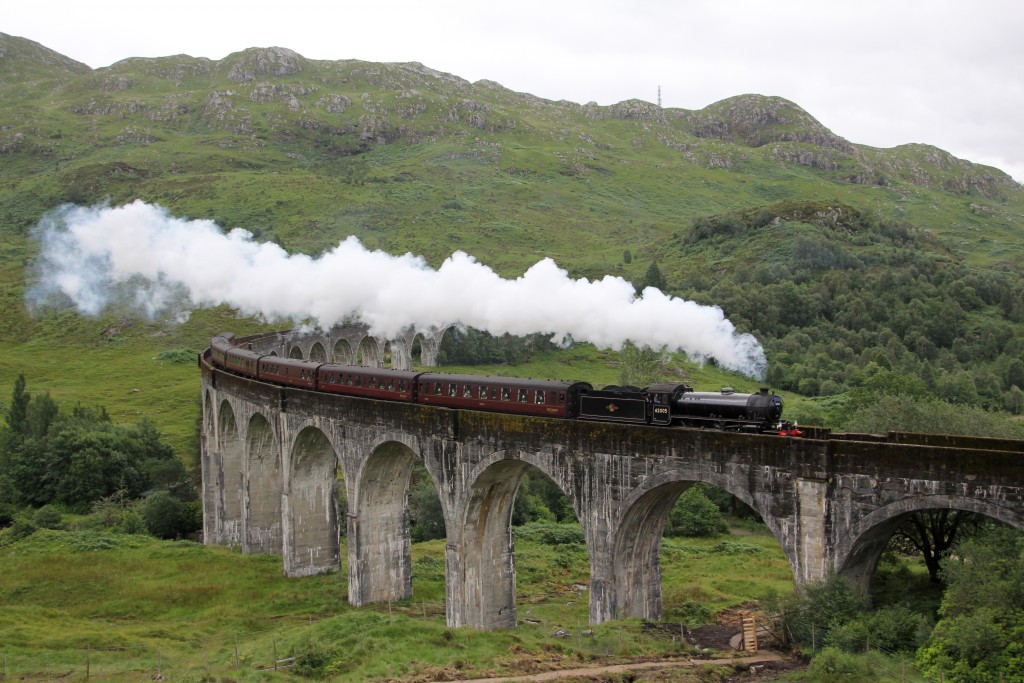 A_Scottish_Adventure-_The_Jacobite_over_Glenfinnan_Viaduct